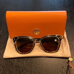Tory Burch | 6061 Sunglasses